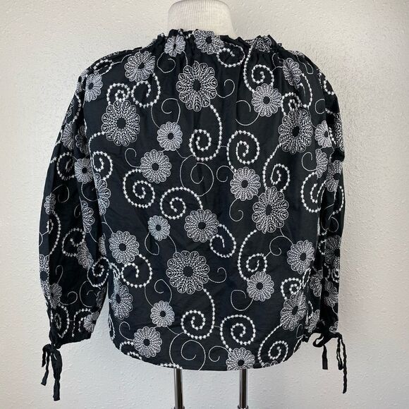 Luciano Dante Black & White Floral Top Size L EUC - Picture 3 of 6
